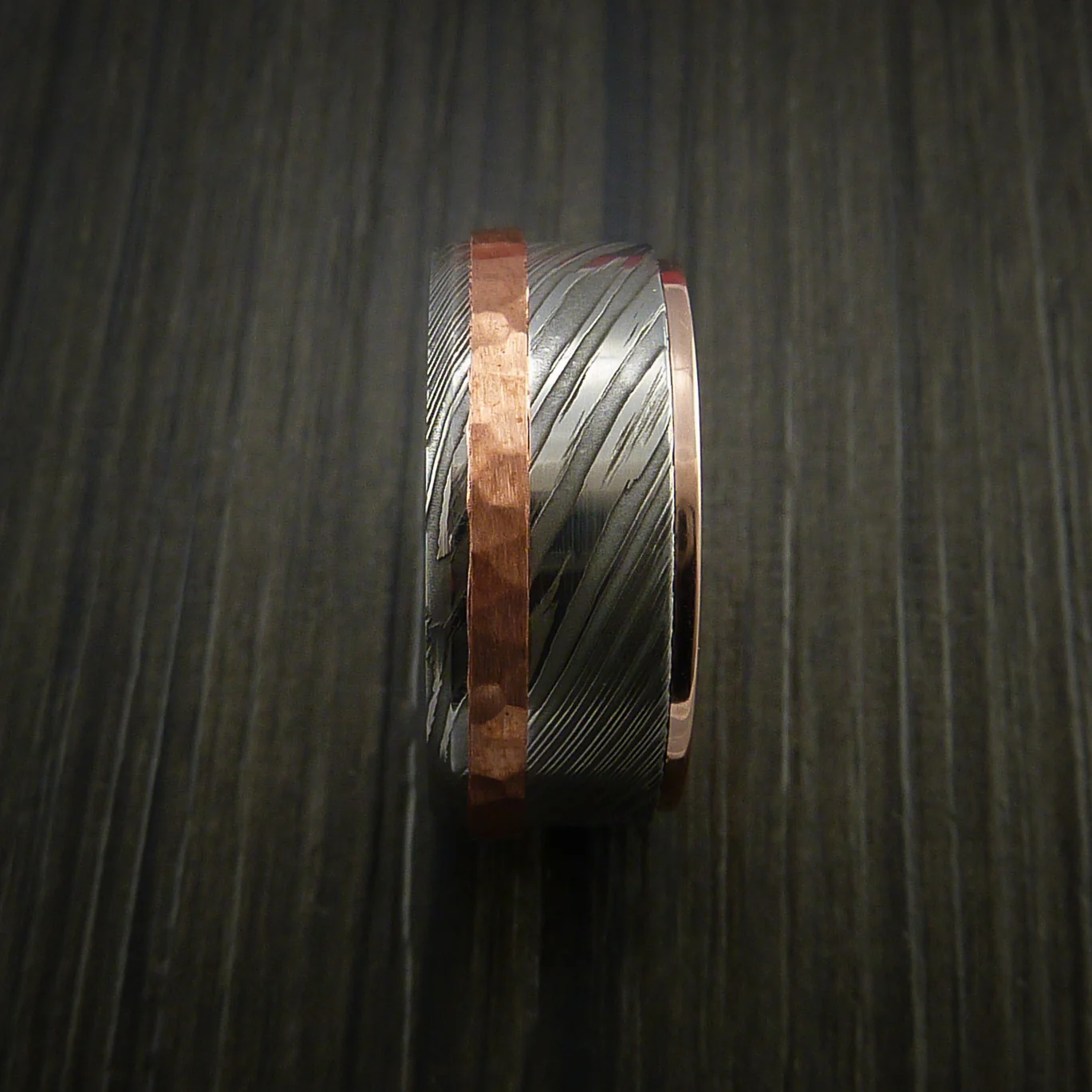 Damascus Steel 14K Rose Gold Men's Ring Wedding Band with Hammered Copper Inlay - Image 4