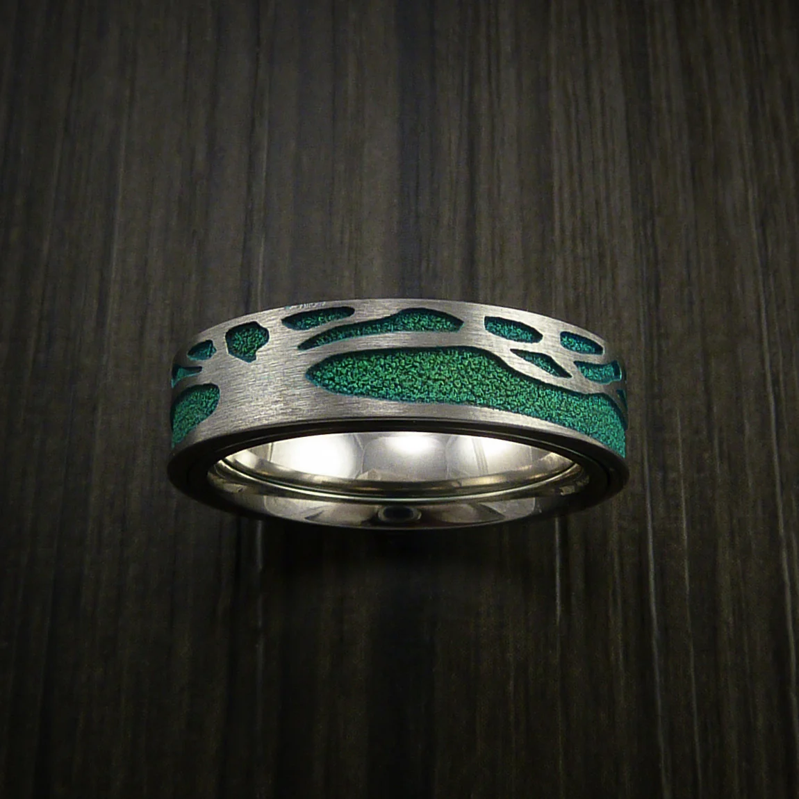Titanium Spinner Tree Men's Ring with Cerakote Background - Image 3